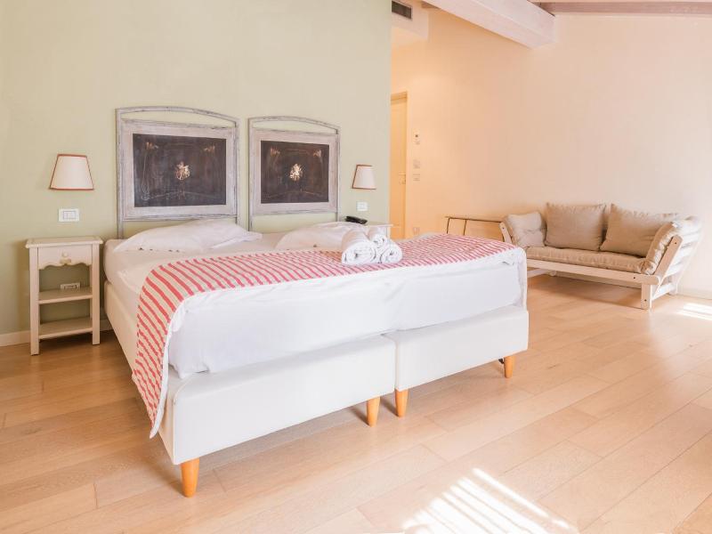 Hotel Villa Moron image
