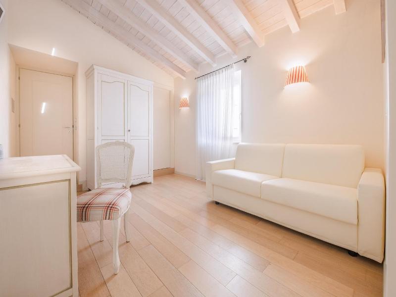 Hotel Villa Moron image