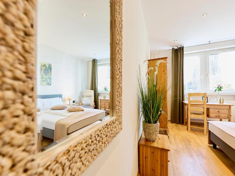 Hotel Gut Moschenhof image