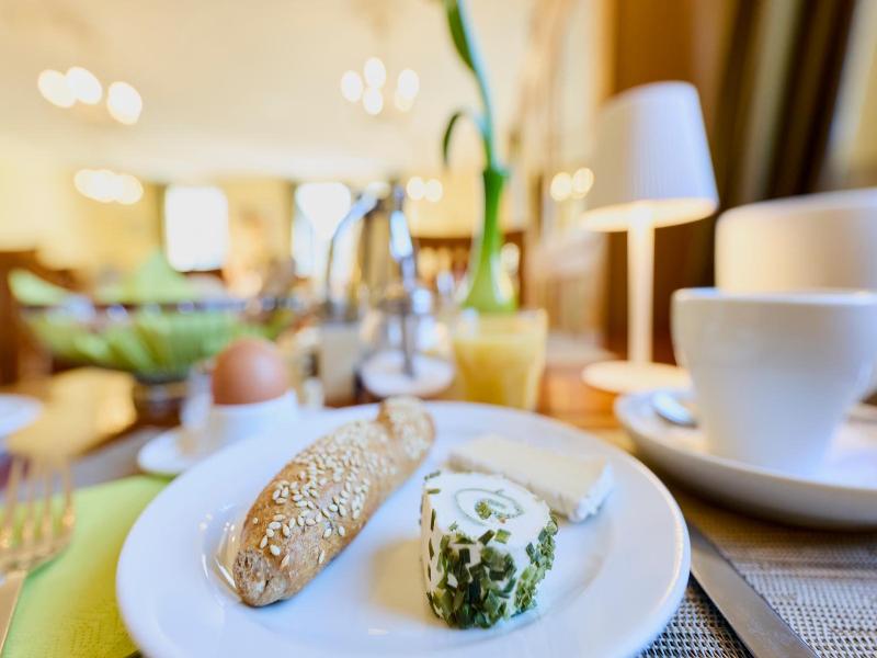 Hotel Gut Moschenhof image