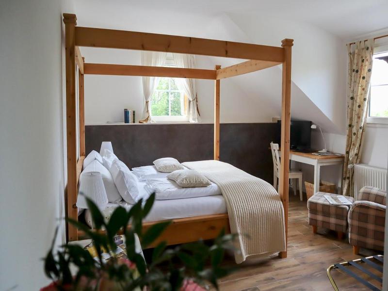 Hotel Gut Moschenhof image