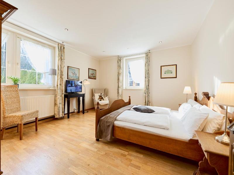 Hotel Gut Moschenhof image