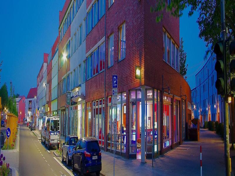 H24 Hoteltow image