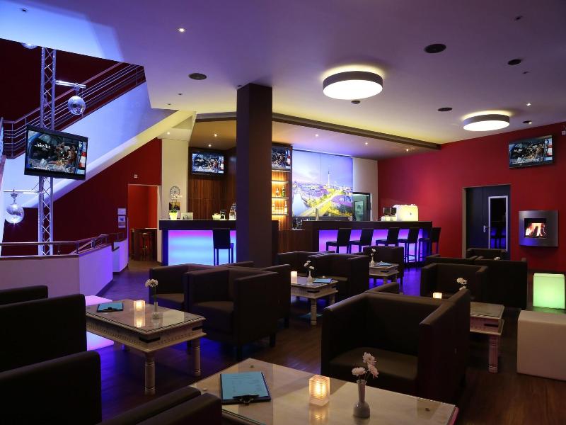 H24 Hoteltow image
