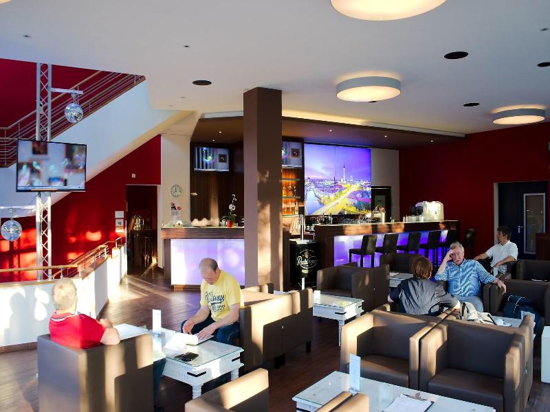 H24 Hoteltow image