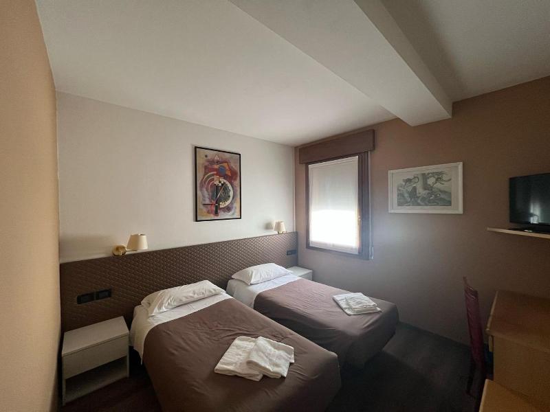 Hotel Damodoro image