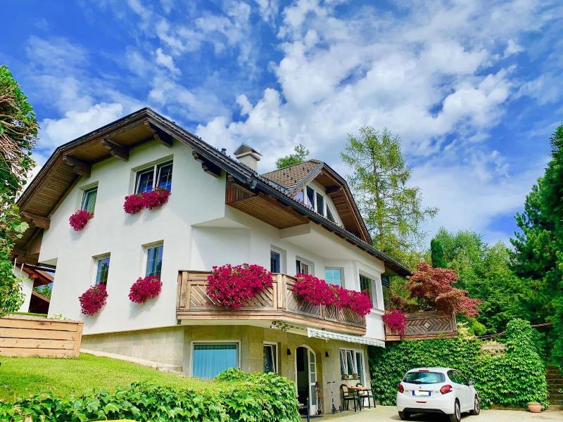 Rudi Hiti Guest House image