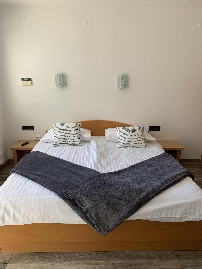Rudi Hiti Guest House image