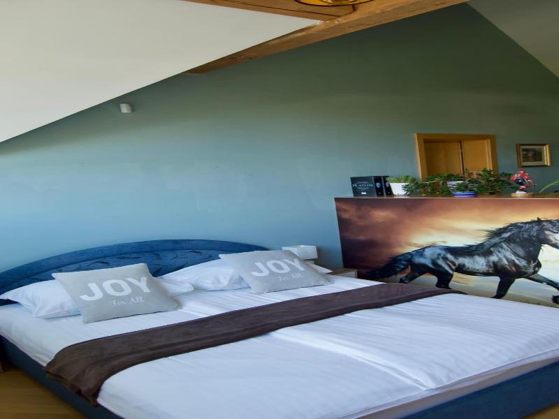Rudi Hiti Guest House image