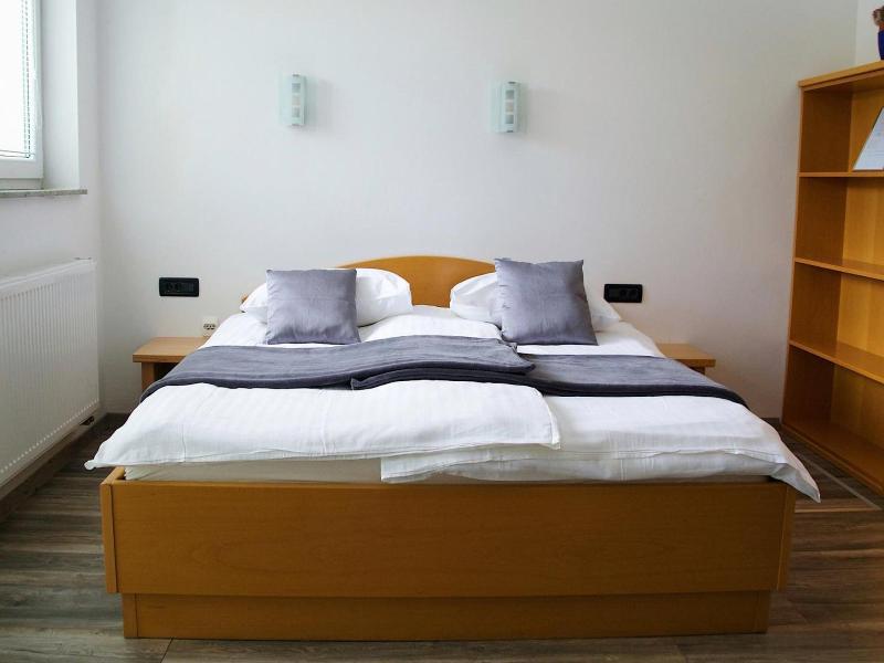 Rudi Hiti Guest House image