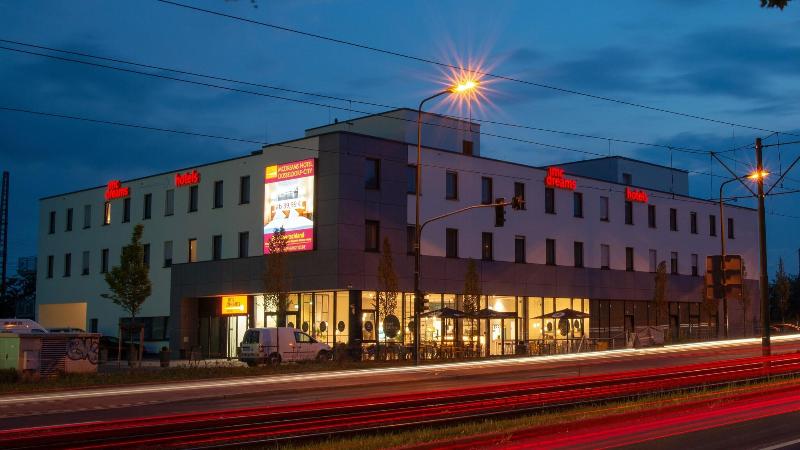 McDreams Hotel Düsseldorf-City image