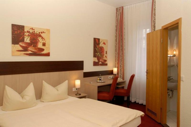 Hotel Wuppertaler Hof image