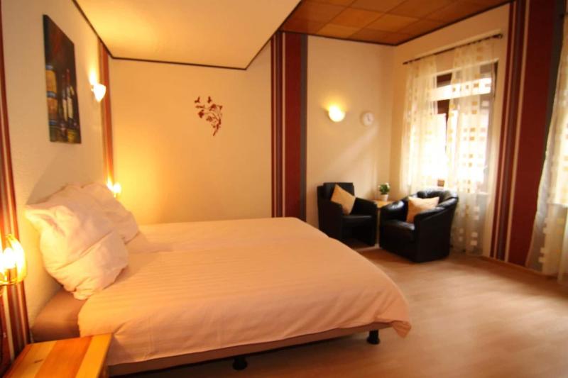 Hotel Pension Dorfschänke image