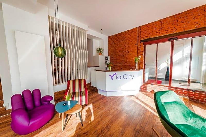 Hotel Viacity image