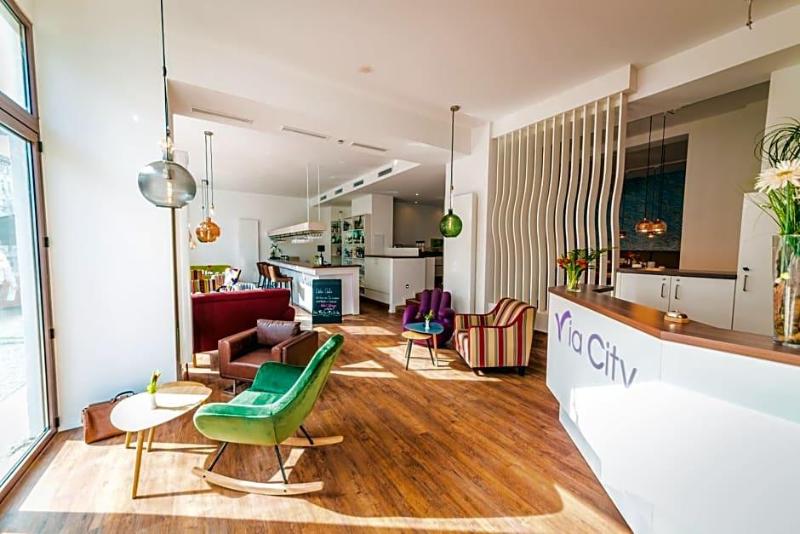 Hotel Viacity image