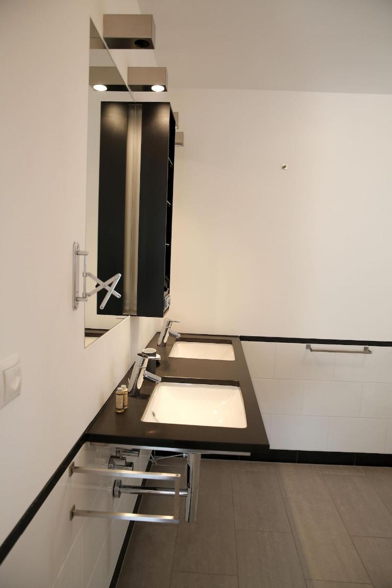 Kh Apartments image