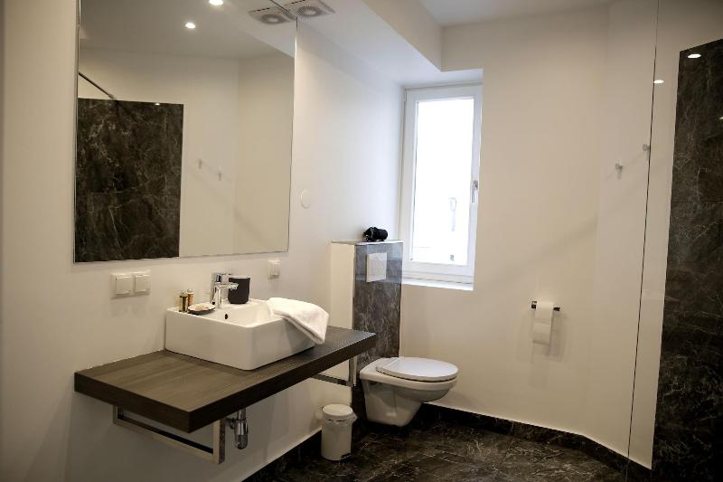 Kh Apartments image