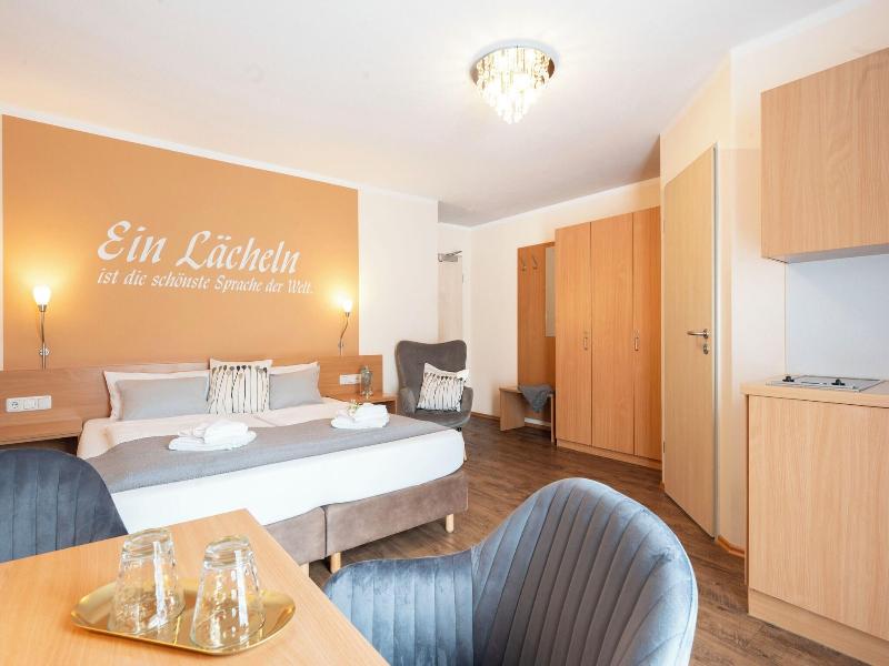 Gästehaus Zehmerhof image