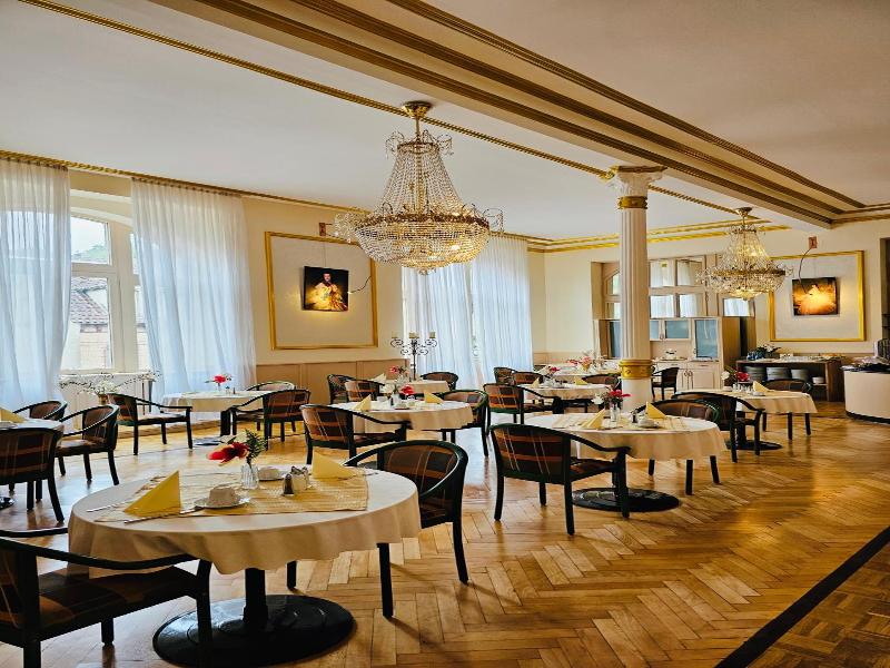 Gala Hotel image