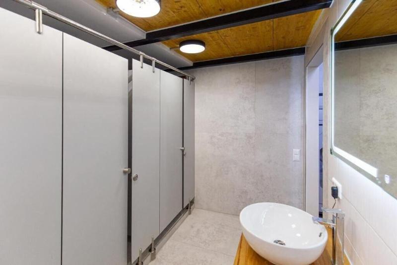 Area24I7 Europaplatz Apartment image