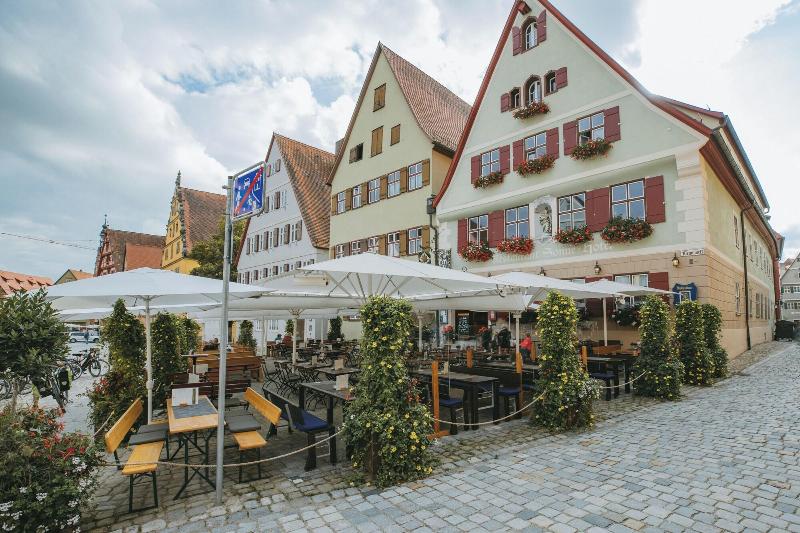 Altstadtmittehotel image