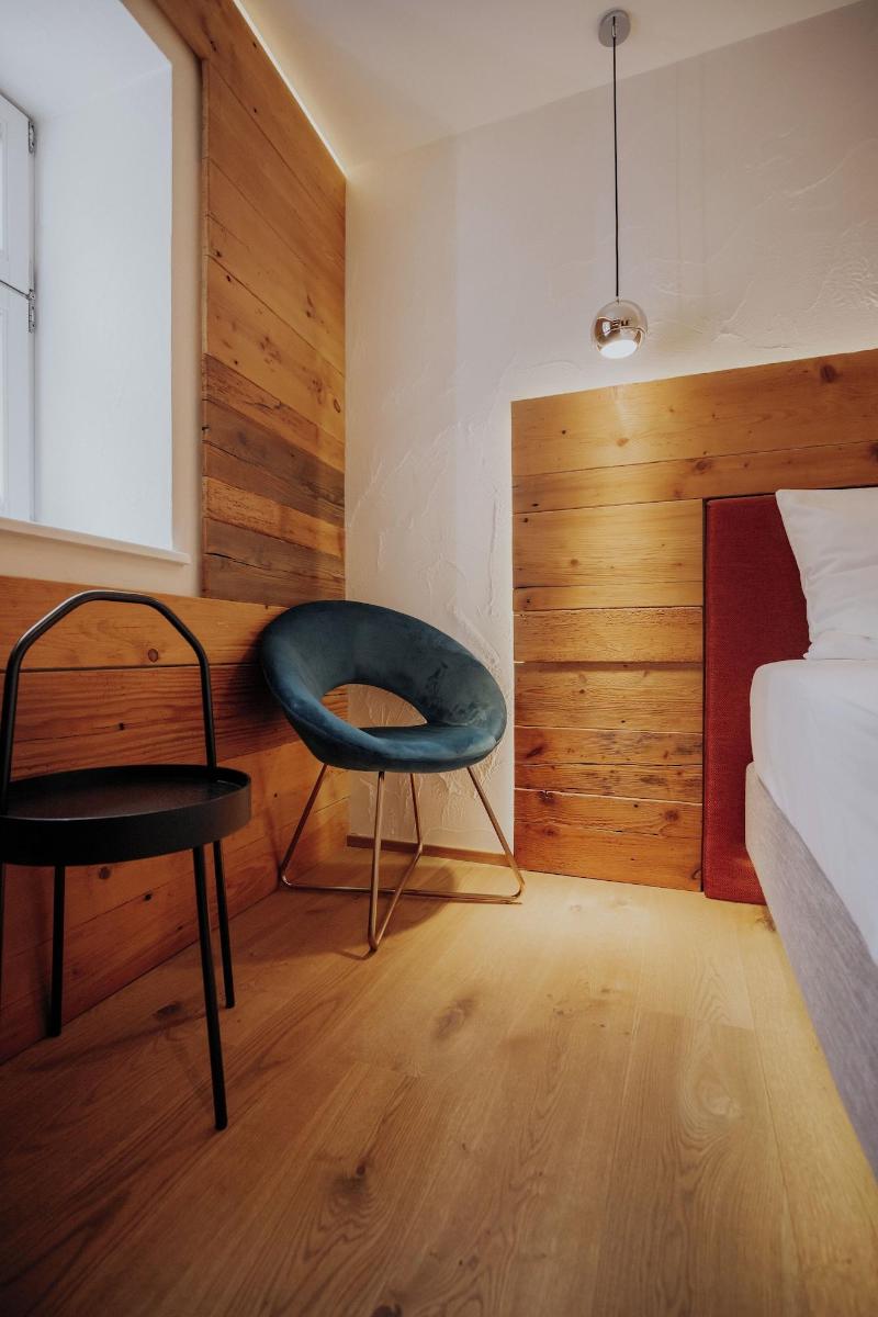 Altstadtmittehotel image