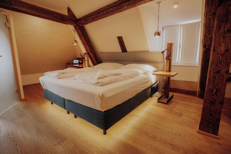 Altstadtmittehotel image