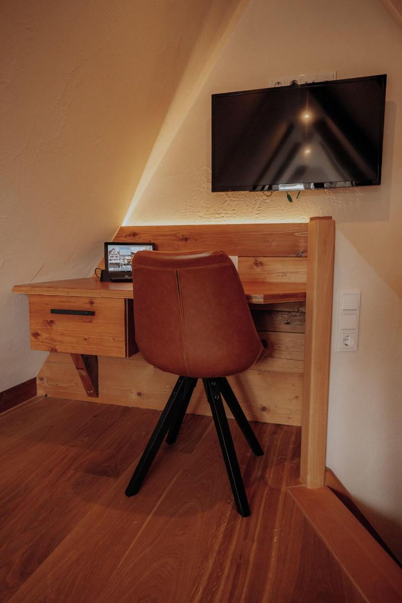 Altstadtmittehotel image