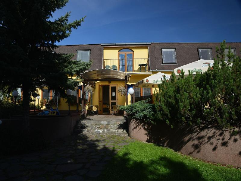 Penzión Agrothermal Bešeňová image