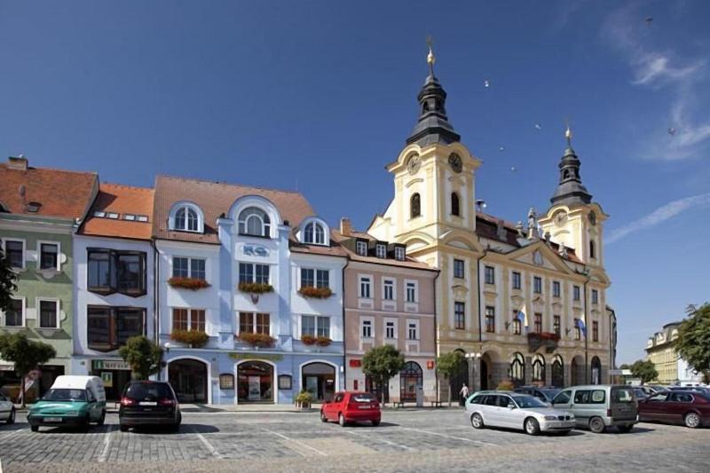 Hotel City