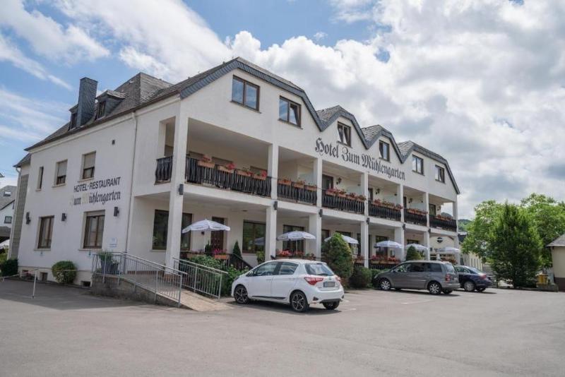 Hotel zum Mühlengarten image