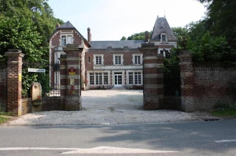 Le Château d'Omiécourt image