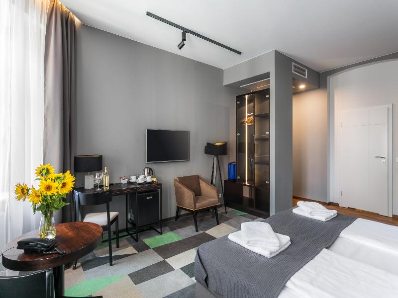 Dada Premium Aparthotel image