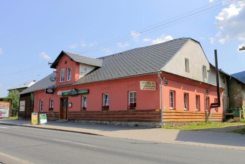 Hotel Pod Jedlovým vrchem image