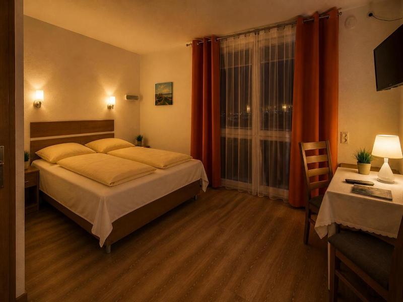 i-Motel image