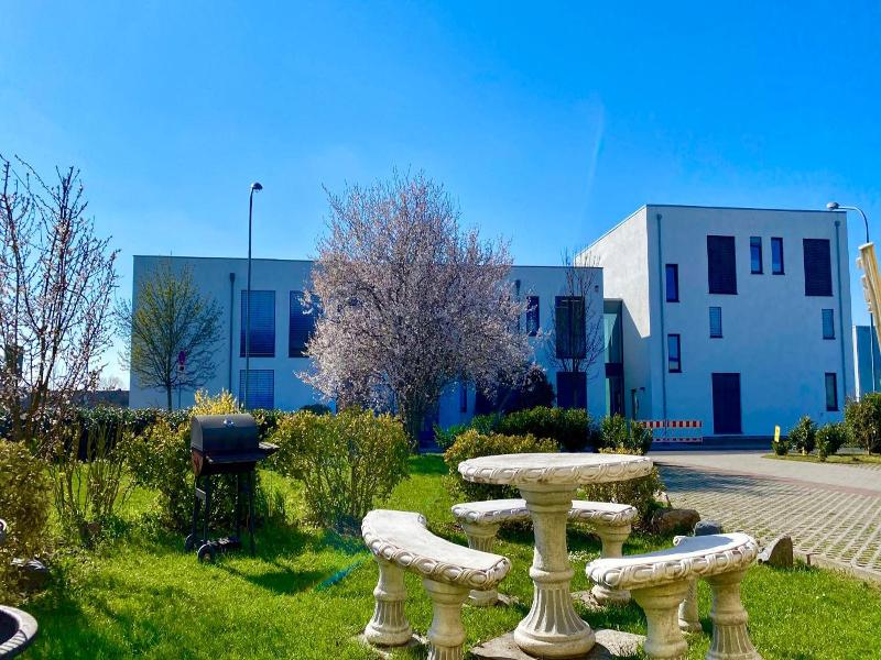 i-Motel image