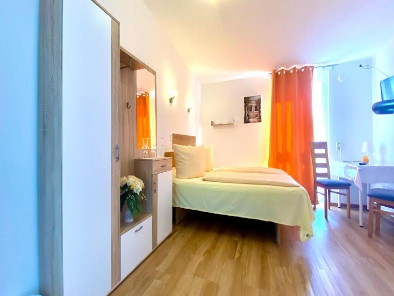 i-Motel image