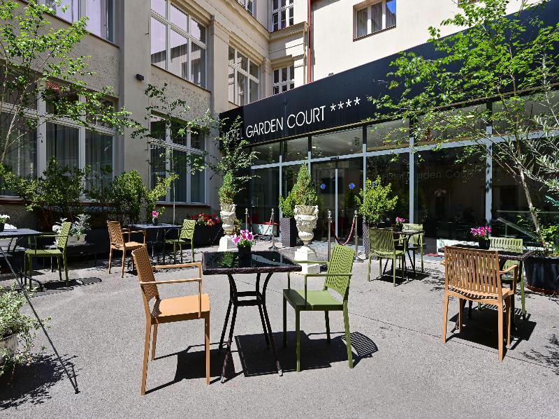 Hotel Garden Court Prague image