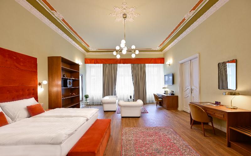 Hotel Garden Court Prague image