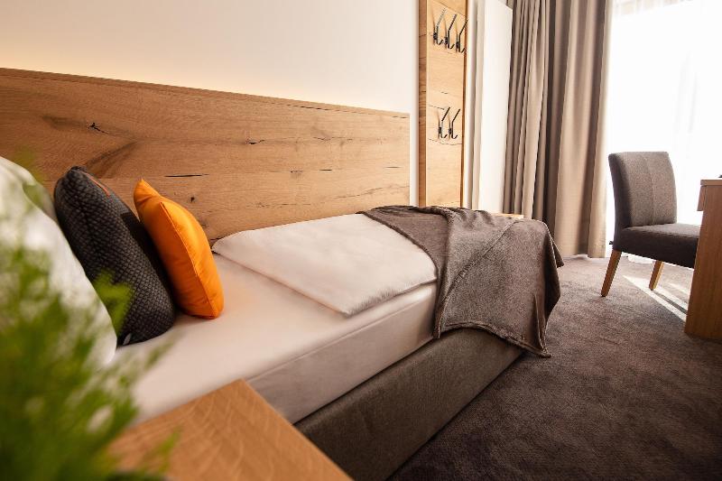 Tannenhaus image