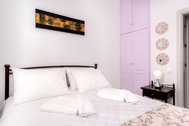 Aspalathos Suites gallery photo 6