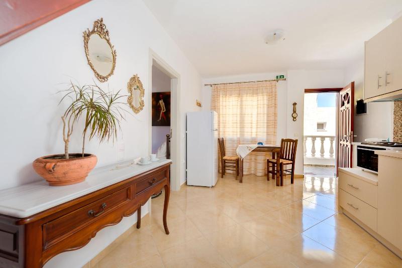 Aspalathos Suites gallery photo 17