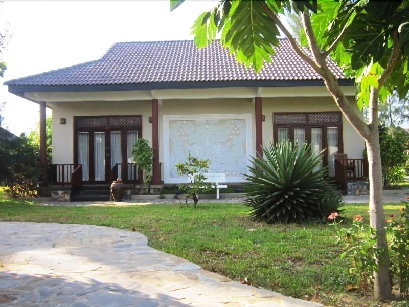 Aniise Villa Resort image