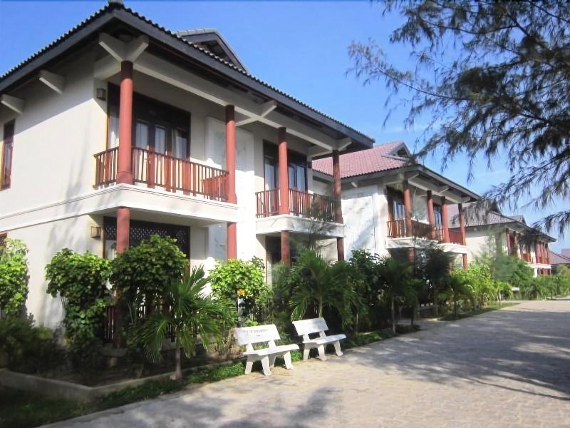 Aniise Villa Resort image