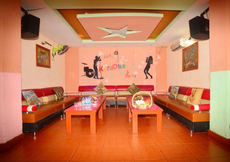 Central Hotel image