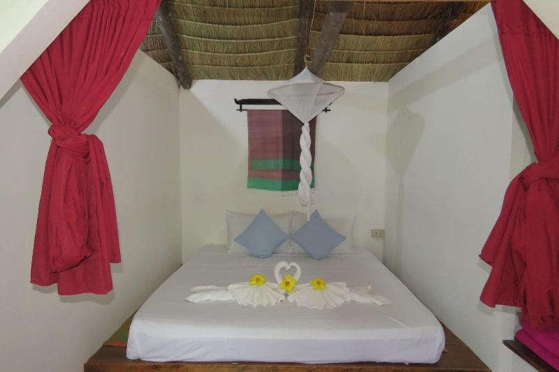 Rainbow Lodge image
