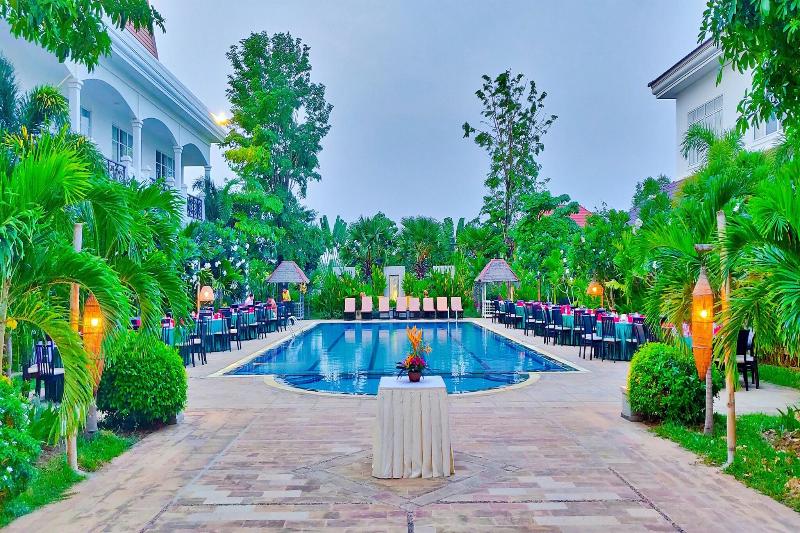 Glorious Hotel & Spa image