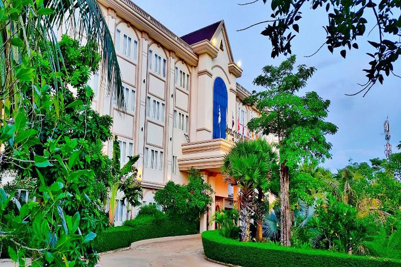 Glorious Hotel & Spa image