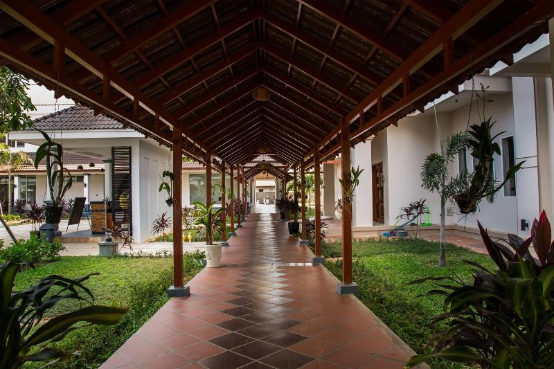Glorious Hotel & Spa image