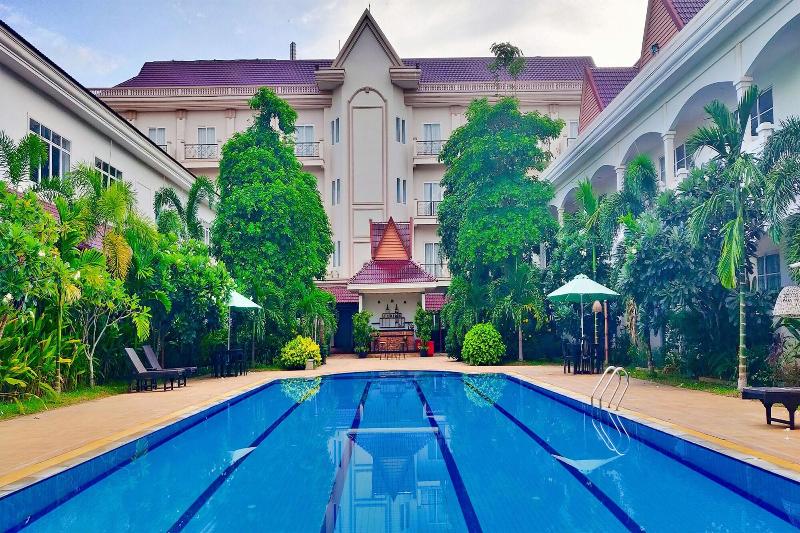 Glorious Hotel & Spa image